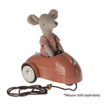 Maileg Mouse Car, Coral 2024 (8540114747679)