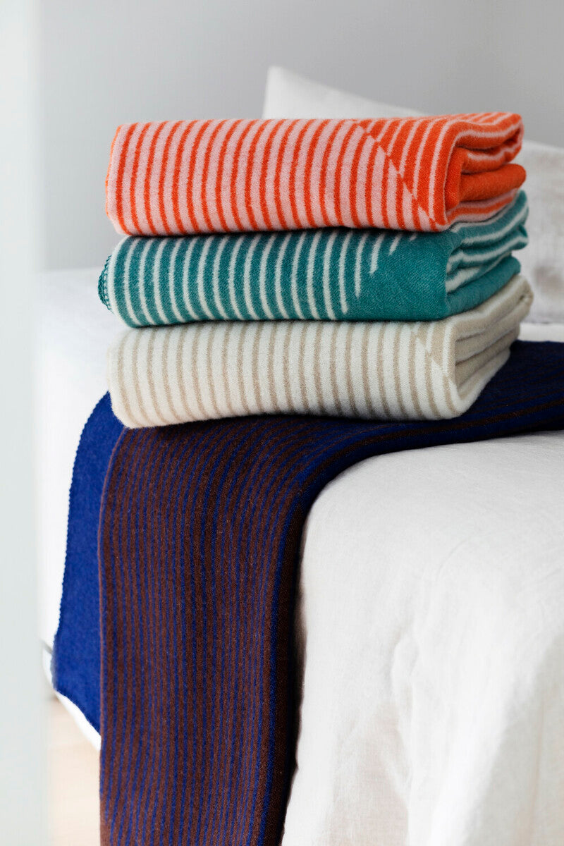 Rinne Slope 100% Wool Blanket, Green-White (9190720274719)